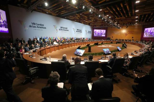 Vista general de la sesión plenaria de la VIII Cumbre de las Américas hoy, sábado 14 de abril de 2018, en el Centro de Convenciones de Lima (Perú). EFE/Miguel Gutiérrez