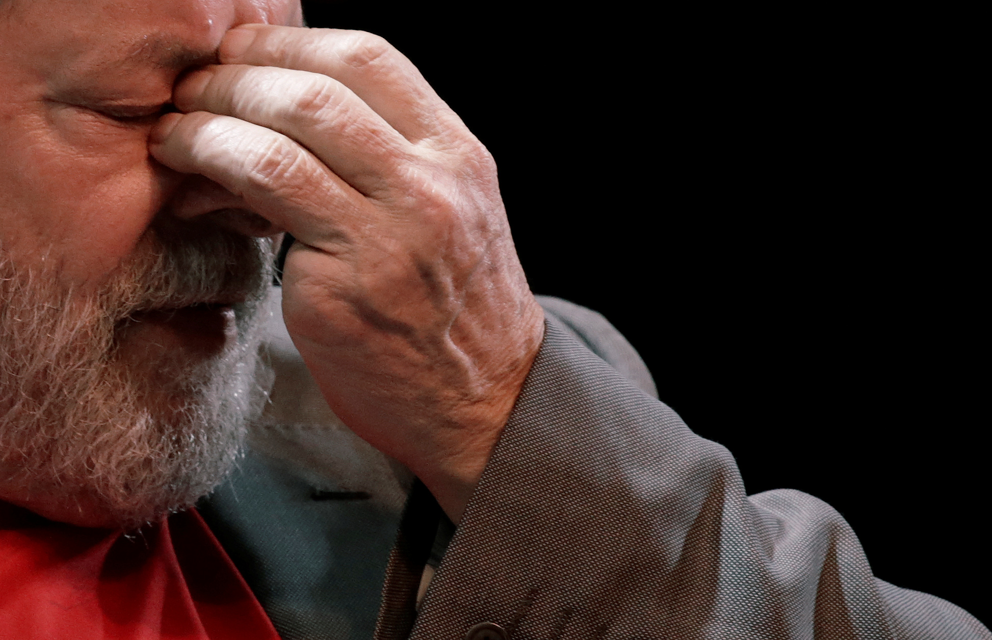 Un juez ordena liberar a Lula, pero otro decide mantenerlo preso