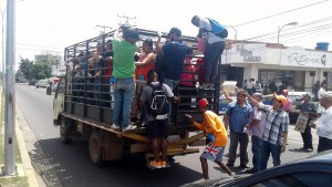 “El transporte público en Bolívar carga gente como ganado”