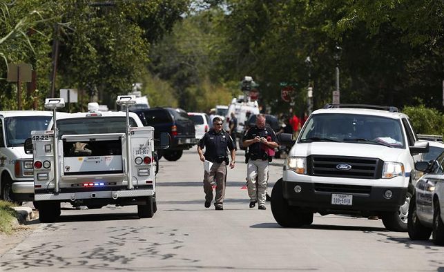 Cinco muertos y un herido en una casa en Texas, tras tiroteo