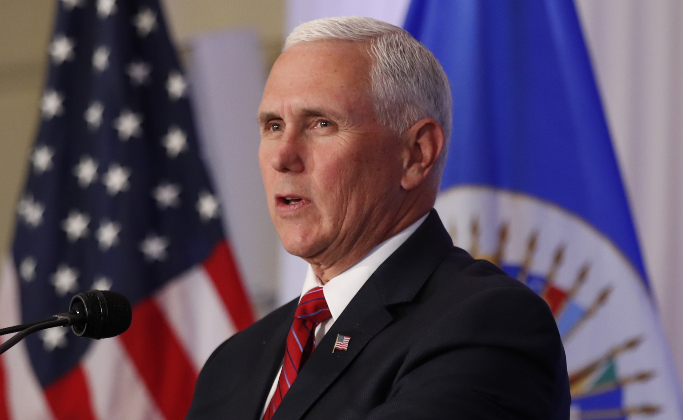 Pence insta al régimen de Maduro a suspender la farsa del 20 de Mayo y celebrar verdaderas elecciones