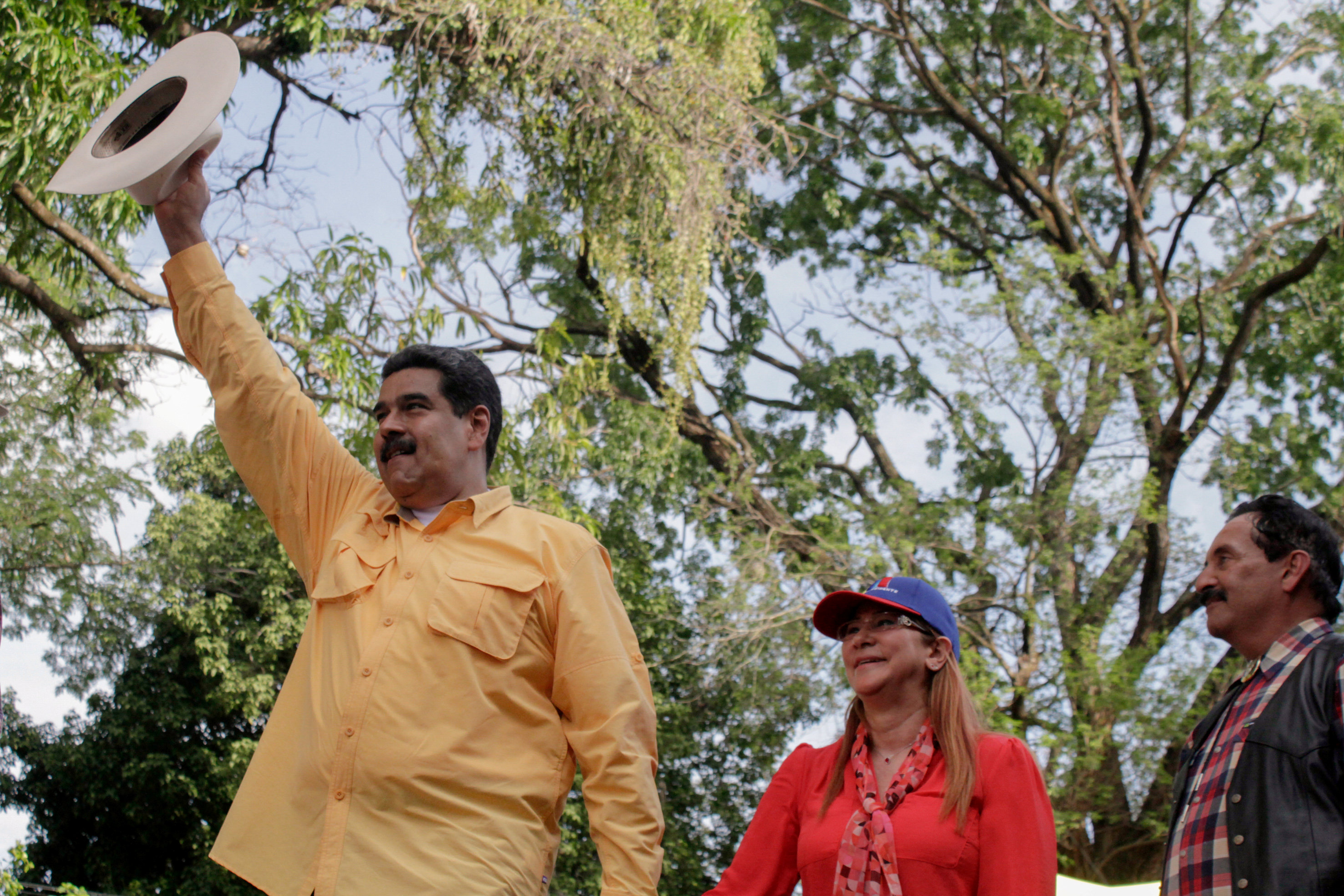Qué dirán los votos en dos democracias y en la dictadura de Nicolás Maduro