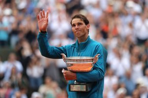 Rafael Nadal es operado de un tobillo y da por finalizada su temporada