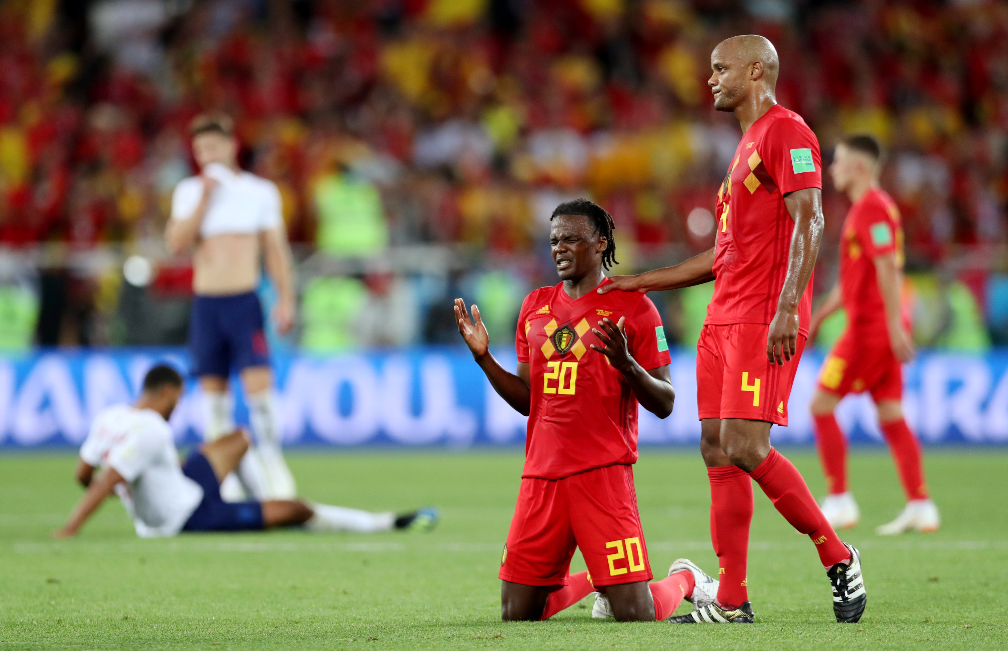 En FOTOS: Bélgica venció por la mínima a Inglaterra para llegar invicta a octavos en #Rusia2018