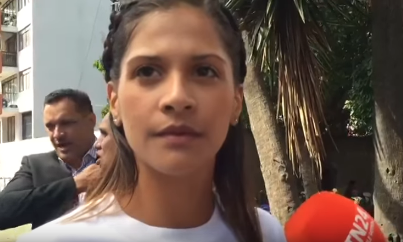 Hija de Raúl Isaías Baduel habla sobre las condiciones de la detención de su padre (video)