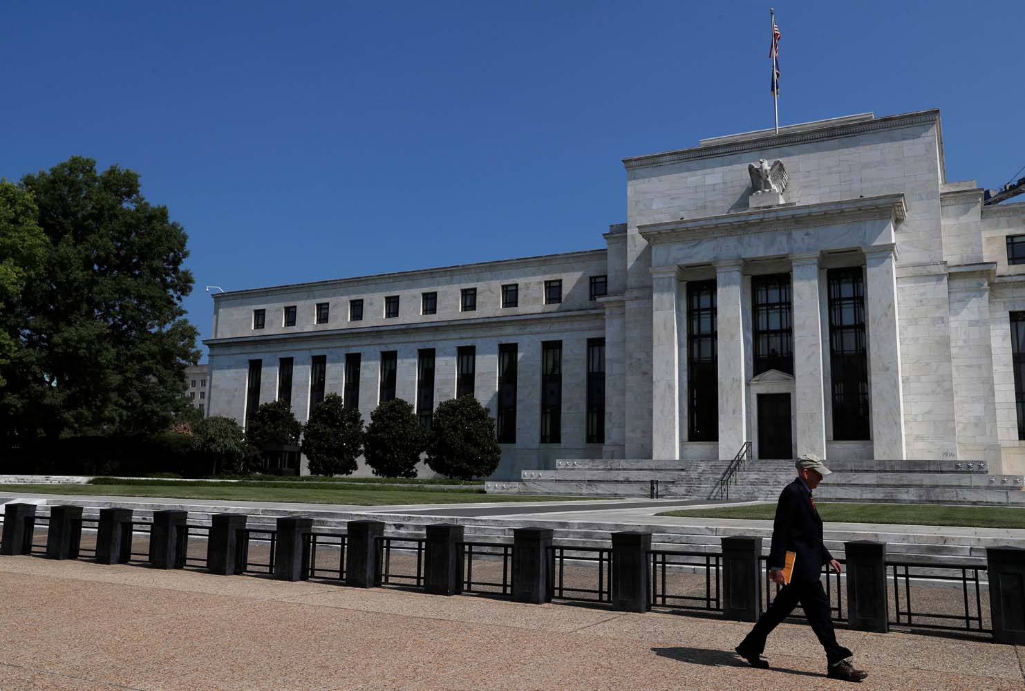 La Reserva Federal de EEUU bajó por tercera vez consecutiva las tasas de interés