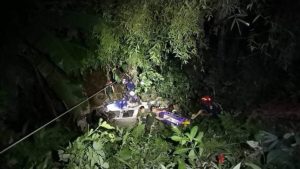 Un herido grave y tres leves en accidente durante el rescate de atrapados en Tailandia