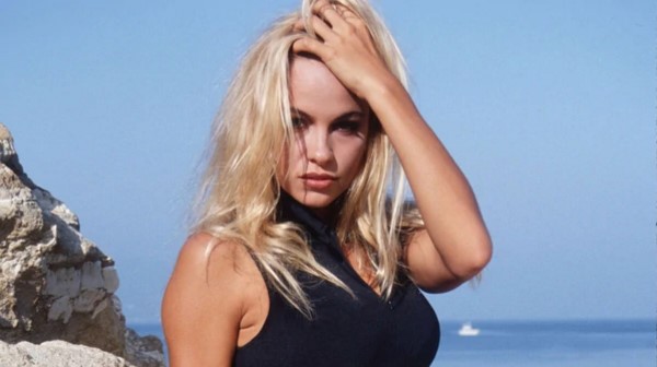 Orgías, tríos y celos: Las confesiones sexuales de Pamela Anderson