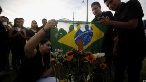 Entierran en Brasil a estudiante asesinada en Nicaragua