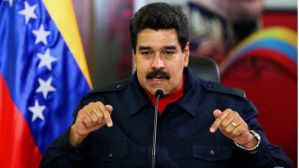 Maduro en “batalla” reconoció que los venezolanos viven gracias a la dolarización