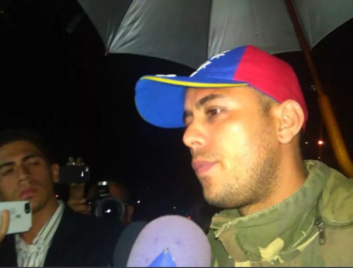 Periodista Peruana cuenta lo que sucedió cuando detuvieron al reportero gráfico Jesús Medina (Video)