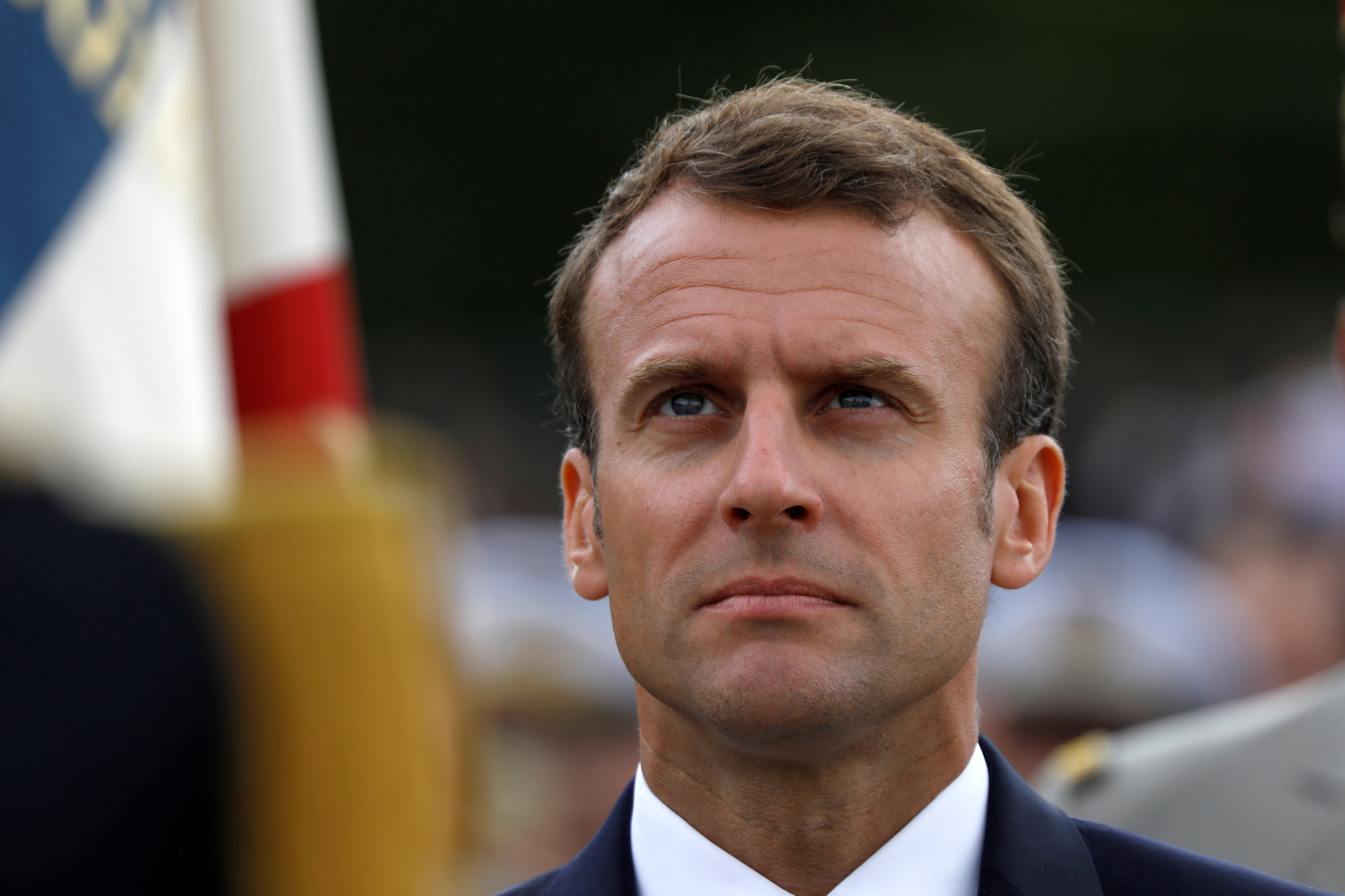 Macron busca estabilidad mientras aumentan los desafíos en Francia