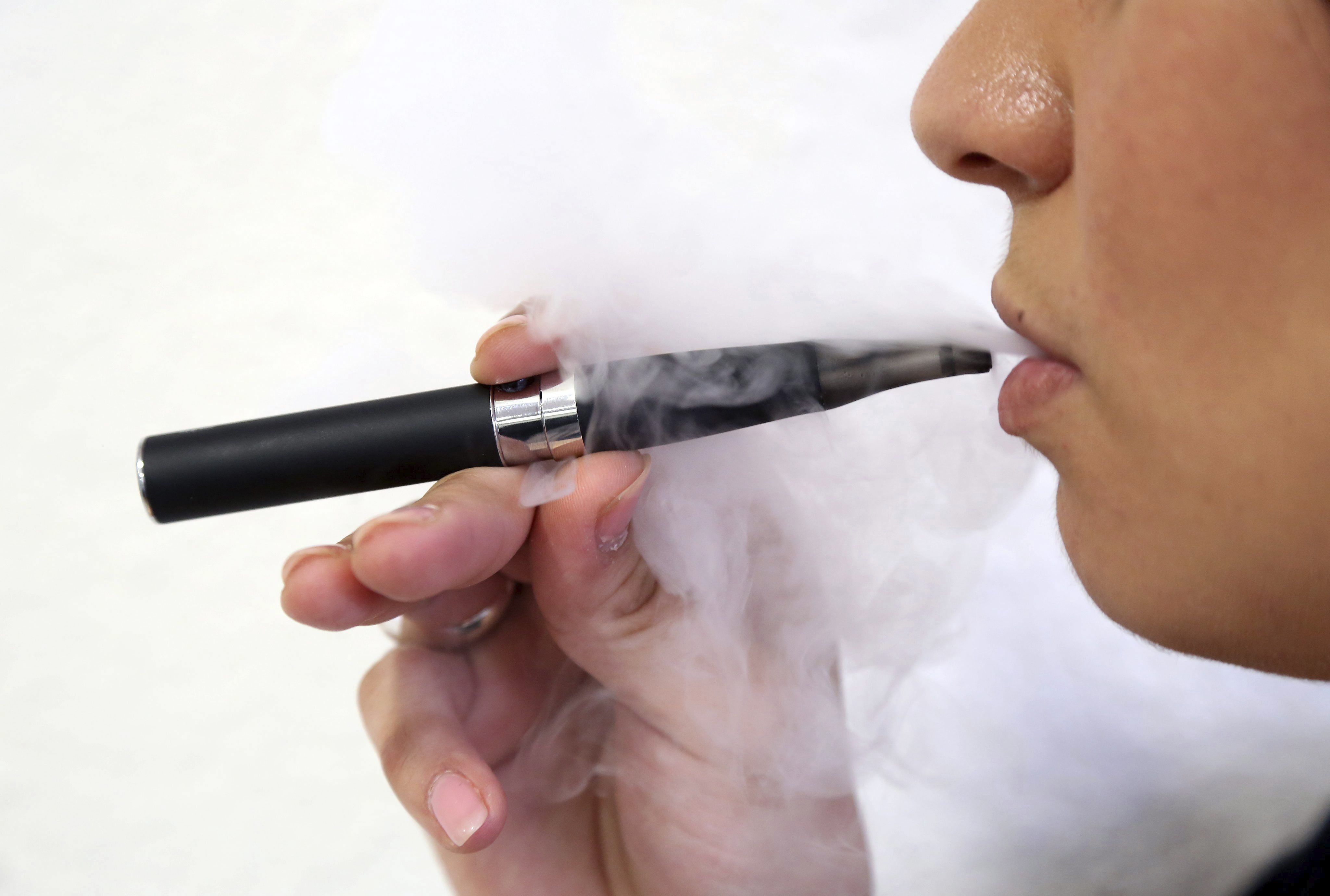 EEUU declara epidemia por uso de cigarrillos electrónicos entre jóvenes