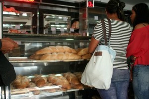 Precio del pan subió a 70 soberanos en Táchira