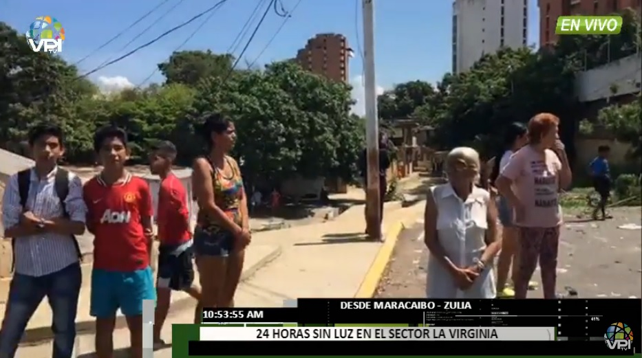 Vecinos de Maracaibo cerraron vías por falta de servicio eléctrico #17Sep (video)