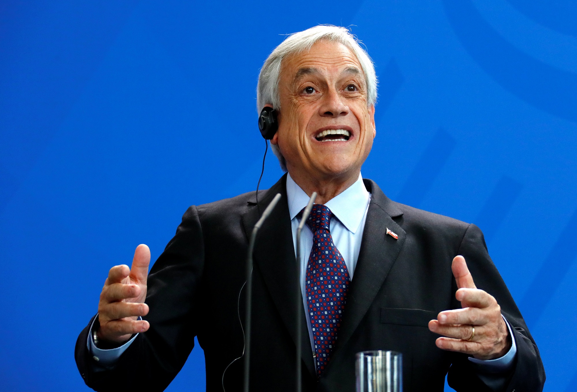 Sebastián Piñera no dimitirá, pese a las “crisis social”