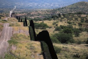 Pentágono enviará cientos de efectivos a la frontera con México