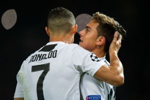 Juventus conquista Old Trafford con gran actuación de Dybala y CR7 (Fotos)
