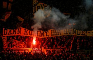 Multan al Borussia Dortmund por insulto de sus hinchas al dueño del Hoffenheim