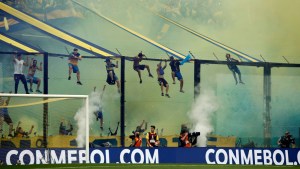 Por violentos: Prohíben la entrada a más de 400 hinchas a estadios de fútbol en Argentina