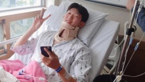 Estremecedora lesión en el fútbol coreano: se rompió el cuello, se fracturó un dedo y perdió la memoria (Fotos y video)