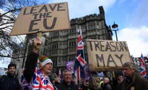 May retrasará la votación del brexit, según la BBC