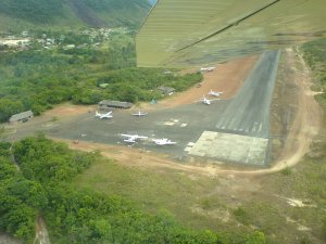 En la Gran Sabana cerraron la pista de aterrizaje tras hechos violentos (video)
