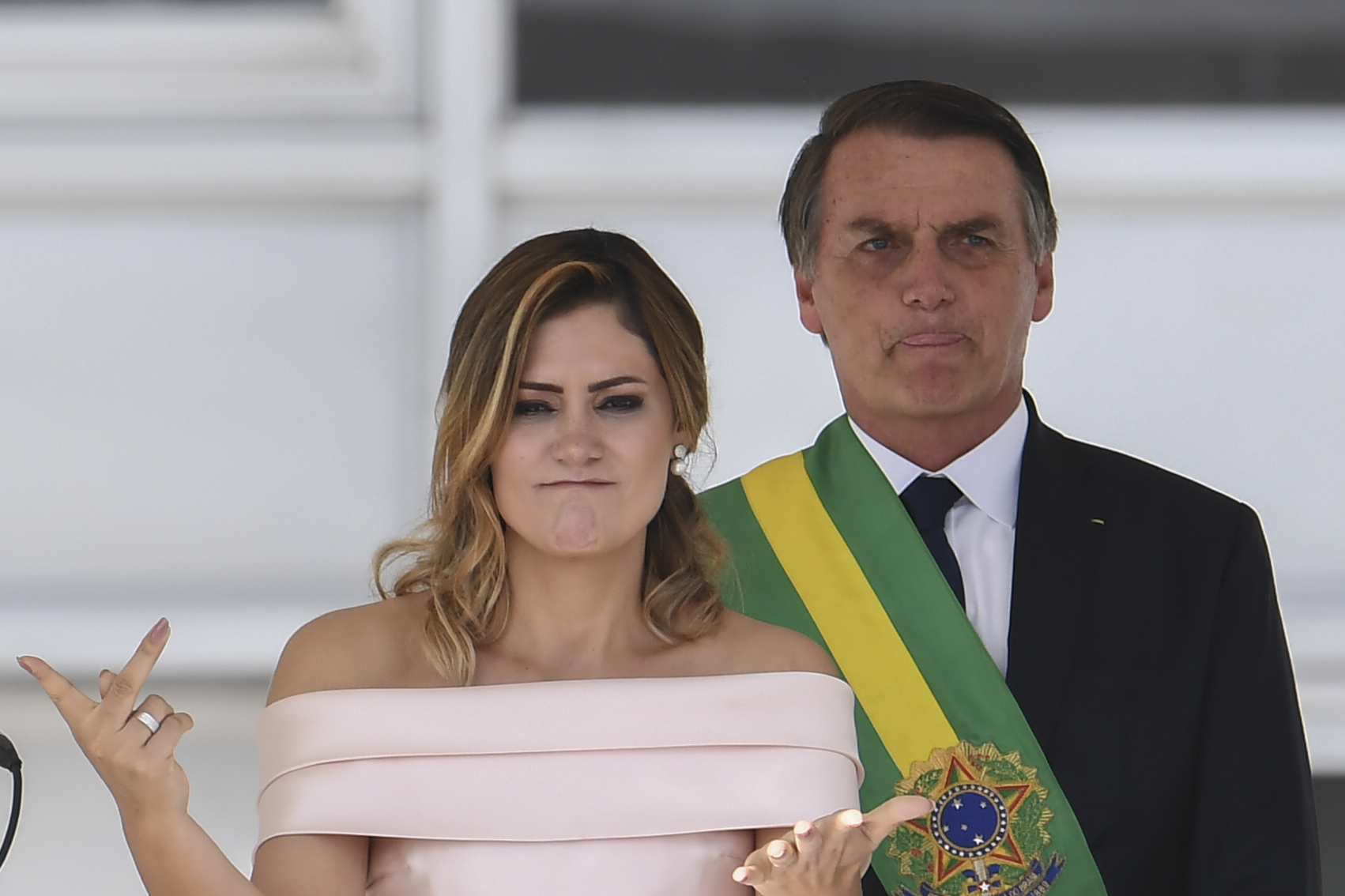 La primera dama de Brasil se dirige a su pueblo en el lenguaje de señas (Video)