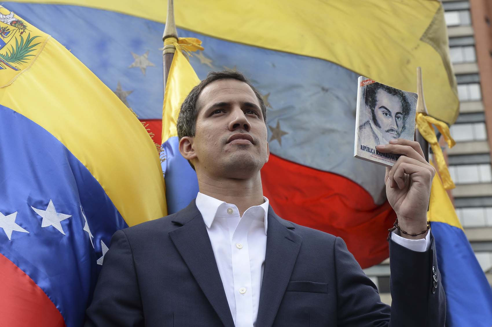 Testigo Directo: En las calles de Colombia respaldan contundentemente al presidente Juan Guaidó (Video)