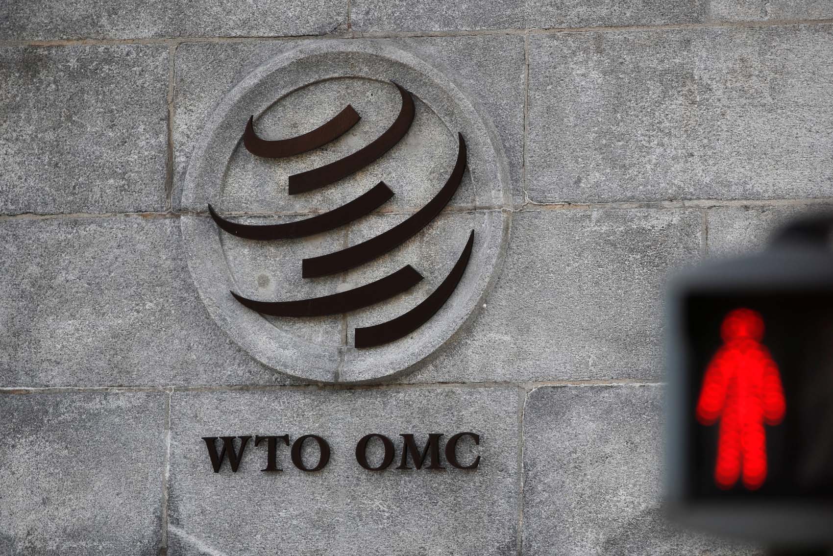 Comisario europeo de Comercio renuncia a intentar liderar la OMC