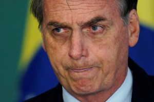 Bolsonaro apoyará ofensiva diplomática ante posible detención de Guaidó