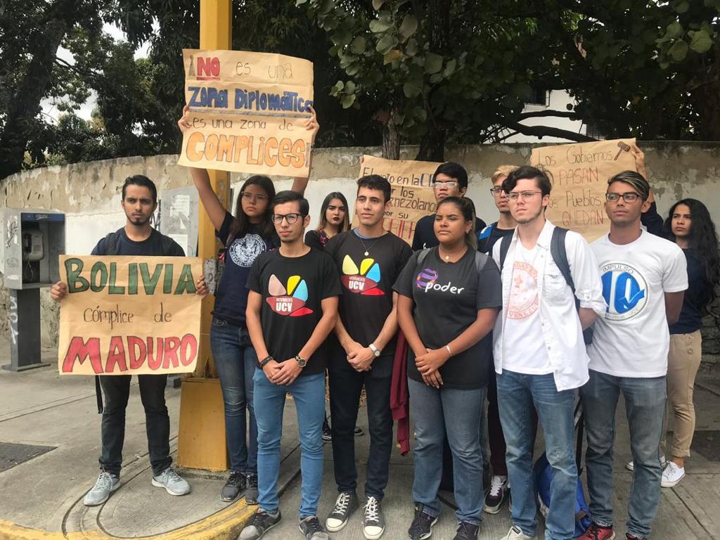 Estudiantes de la UCV rechazan respaldo de Bolivia a Maduro en la OEA: Es un Estado fallido