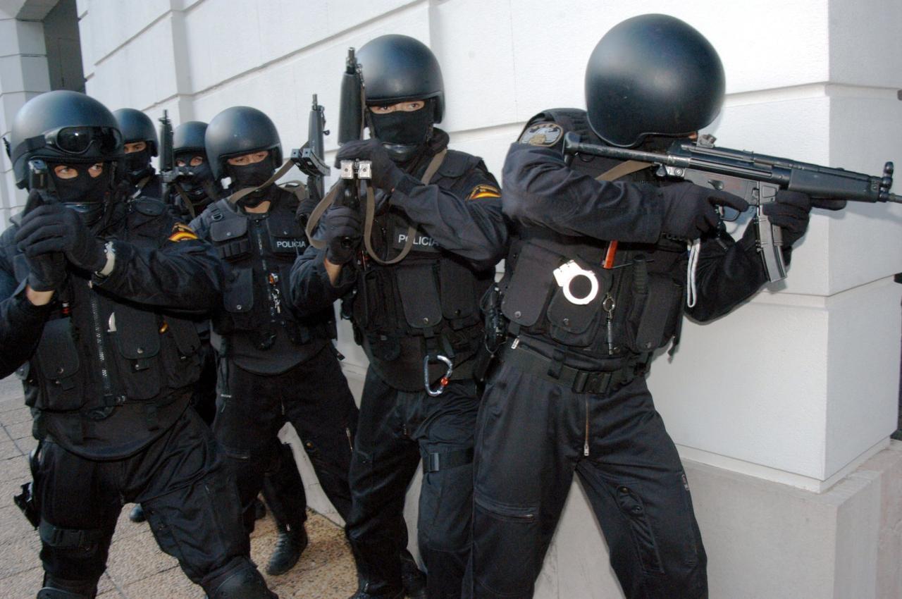 Gobierno español refuerza seguridad de la embajada en Caracas con el Grupo Especial de Operaciones