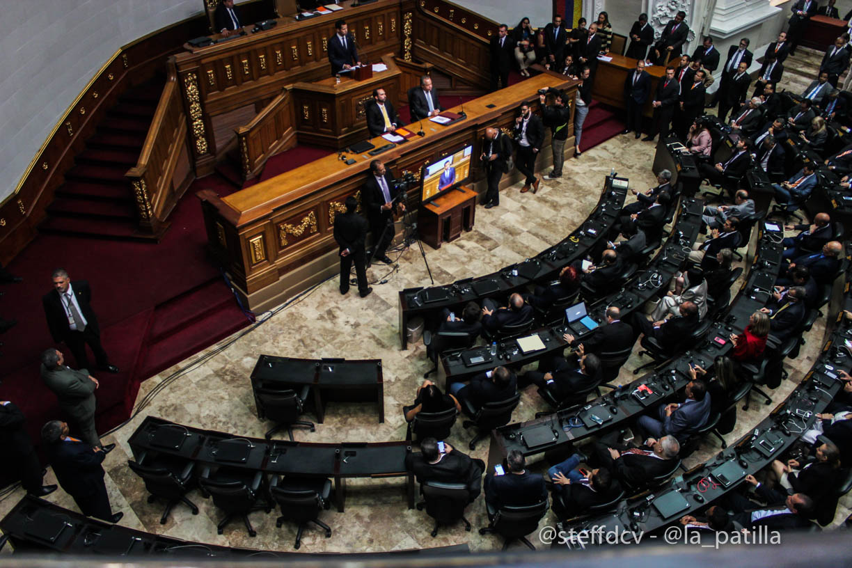 EN FOTOS: La sesión de la Asamblea Nacional que declaró usurpador a Maduro #5Ene