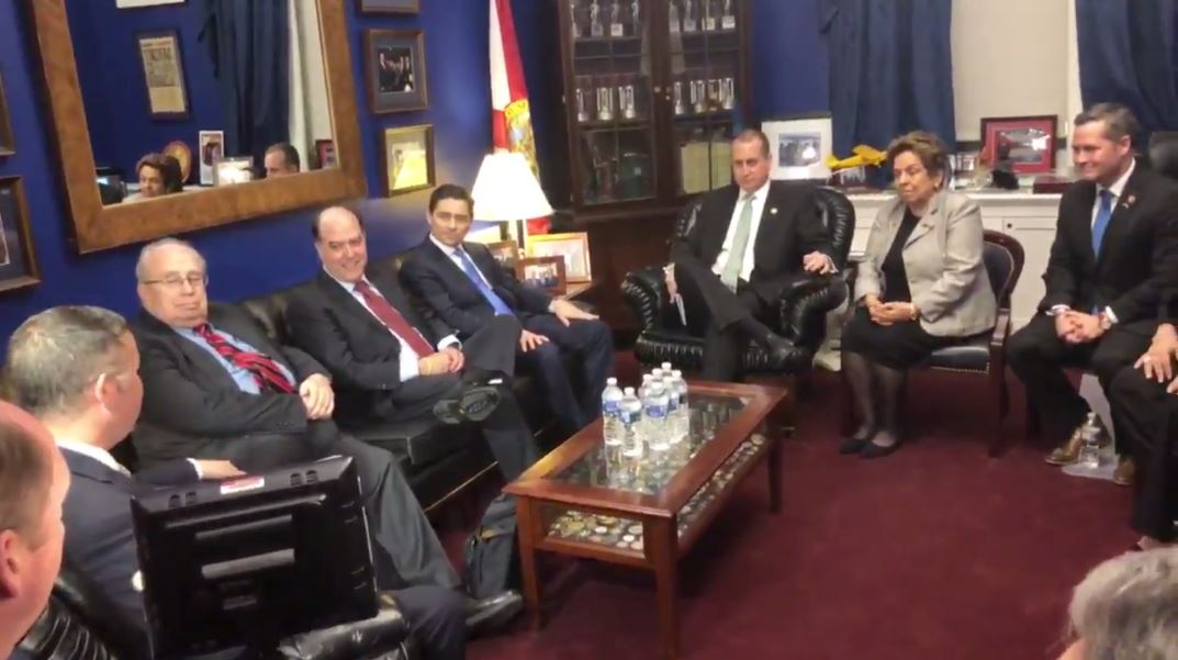 Embajadores venezolanos designados por la AN se reunieron con congresistas de EEUU (Video)