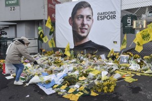 Organizador del vuelo que causó la muerte del futbolista Emiliano Sala es condenado a 18 meses de prisión