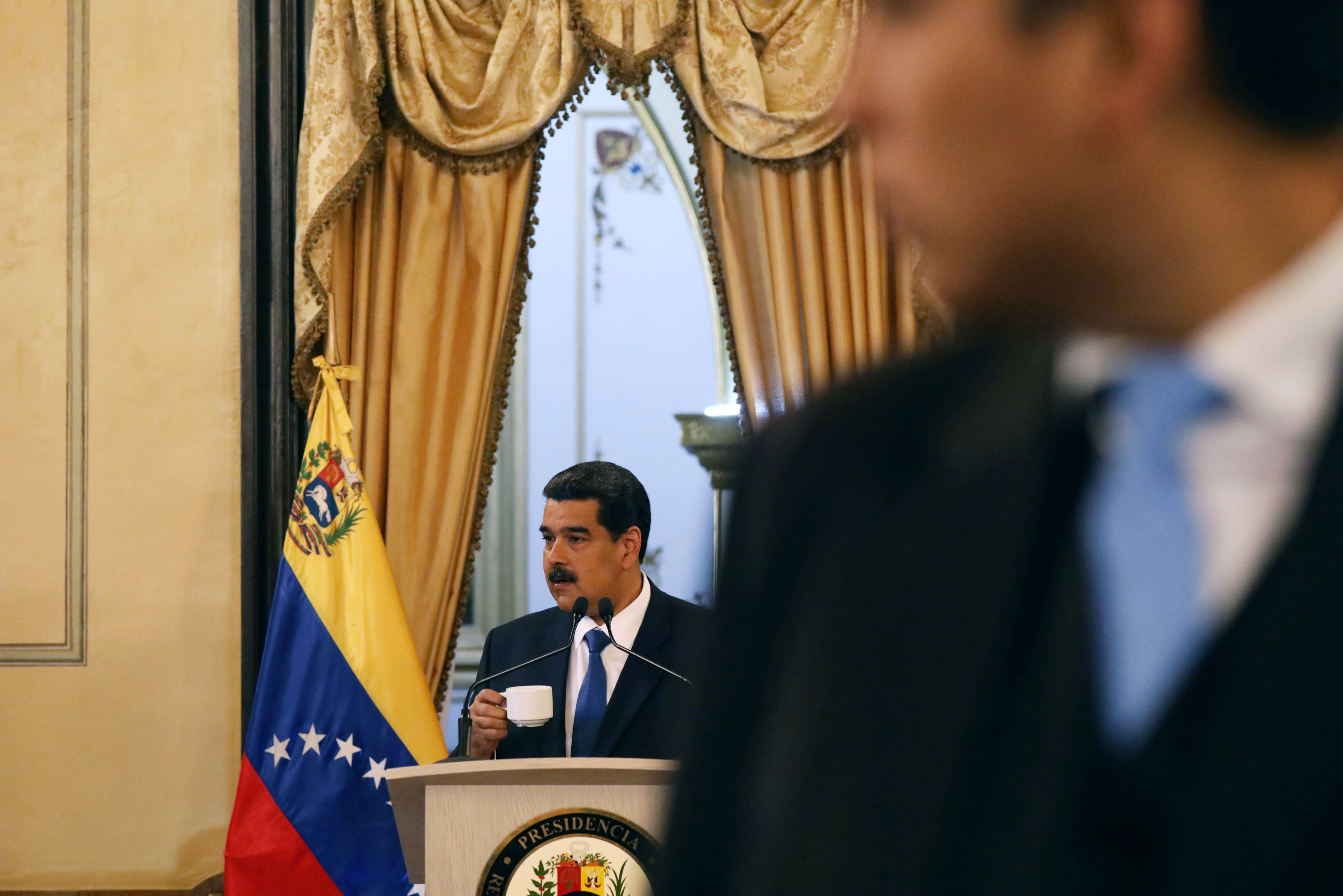 El Nuevo Herald: Estados Unidos ofrecería a Maduro garantías para su salida de Venezuela