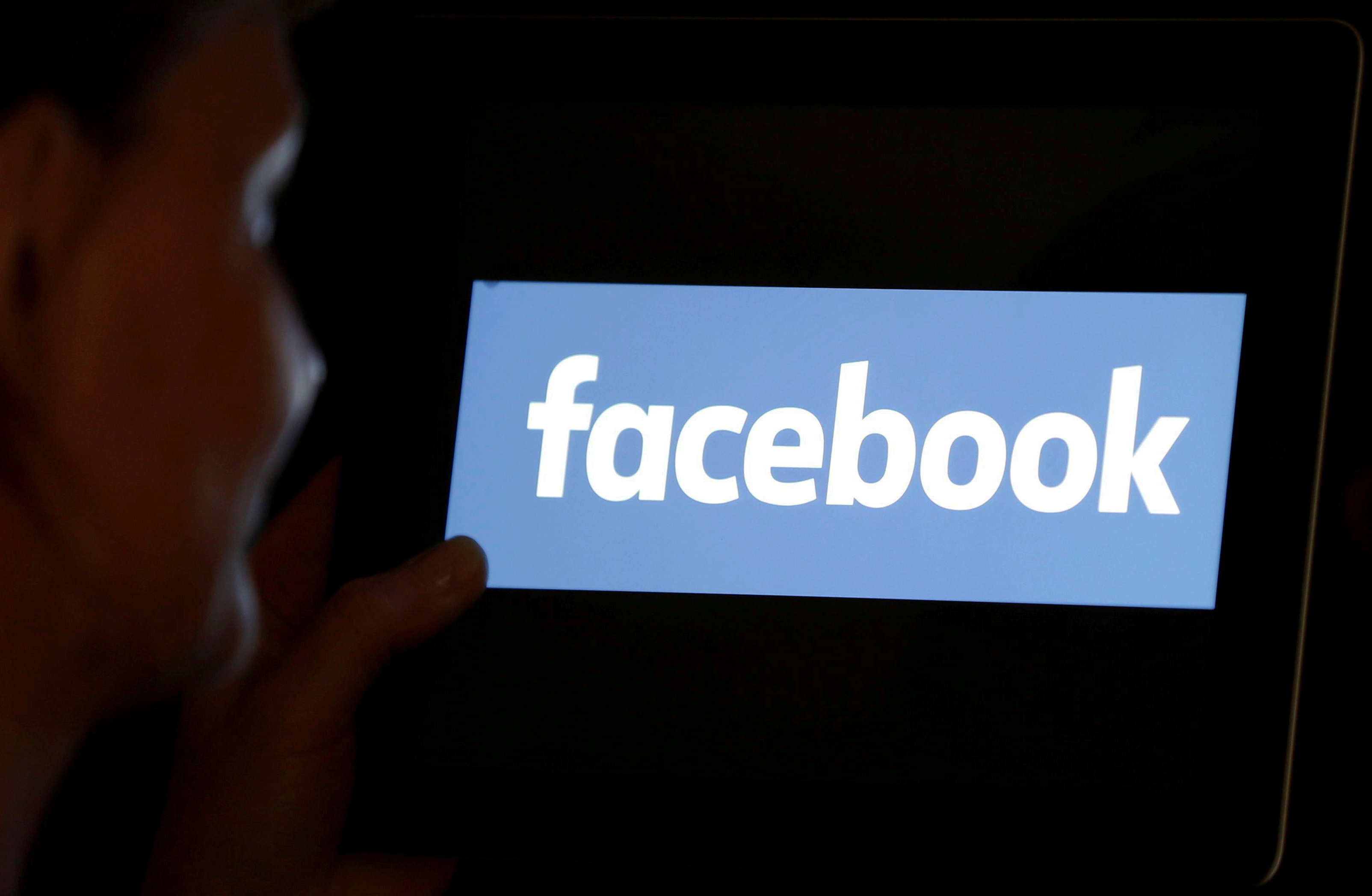 Facebook pide a los Estados que regulen mejor a los gigantes digitales
