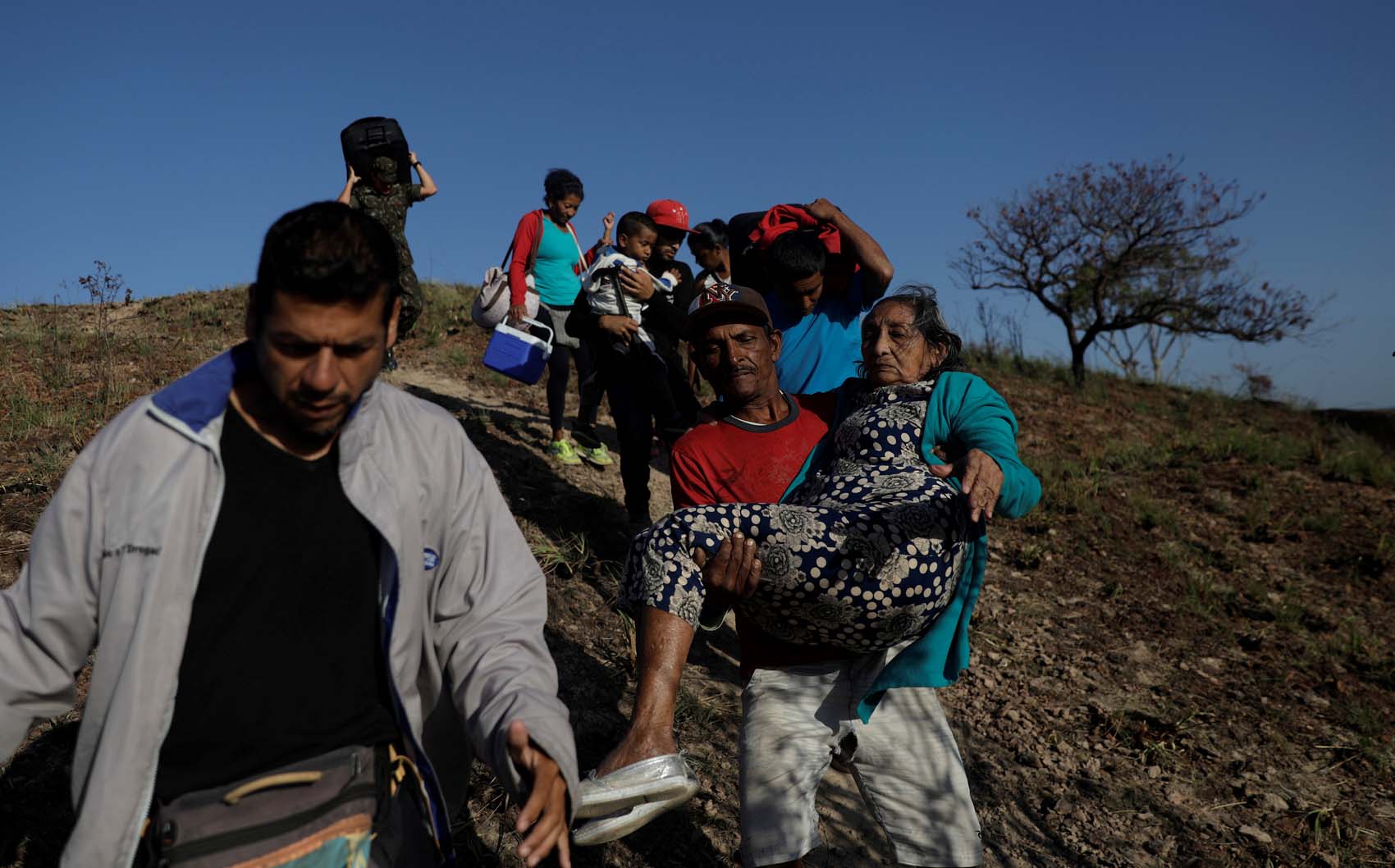 Miles de afectados en Venezuela tras una semana con las fronteras cerradas