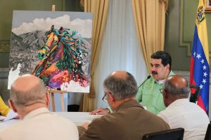 ¿Para desviar la atención? Maduro resalta la llegada de medicinas desde Rusia, mientras ignora ayuda de Cúcuta
