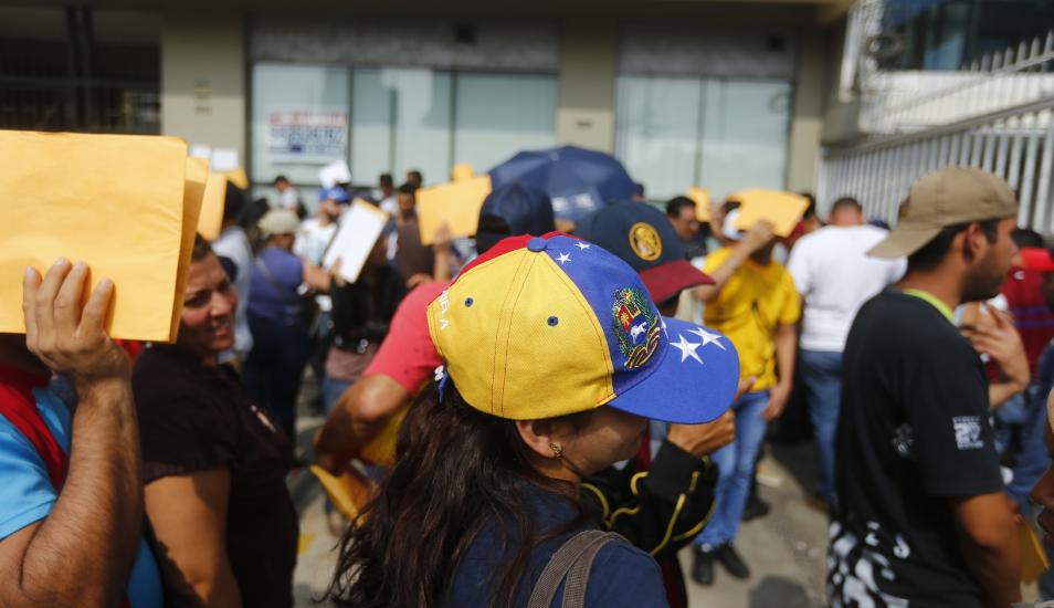 Venezolanas ultrajadas por sujeto que las engañaba con oferta de trabajo en Perú piden justicia