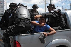 ¿Copia de Venezuela? Envían a juicio a 16 opositores que llevaban agua a huelguistas en Nicaragua