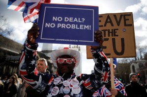 La Eurocámara rechazará un acuerdo de Brexit sin salvaguardia para Irlanda