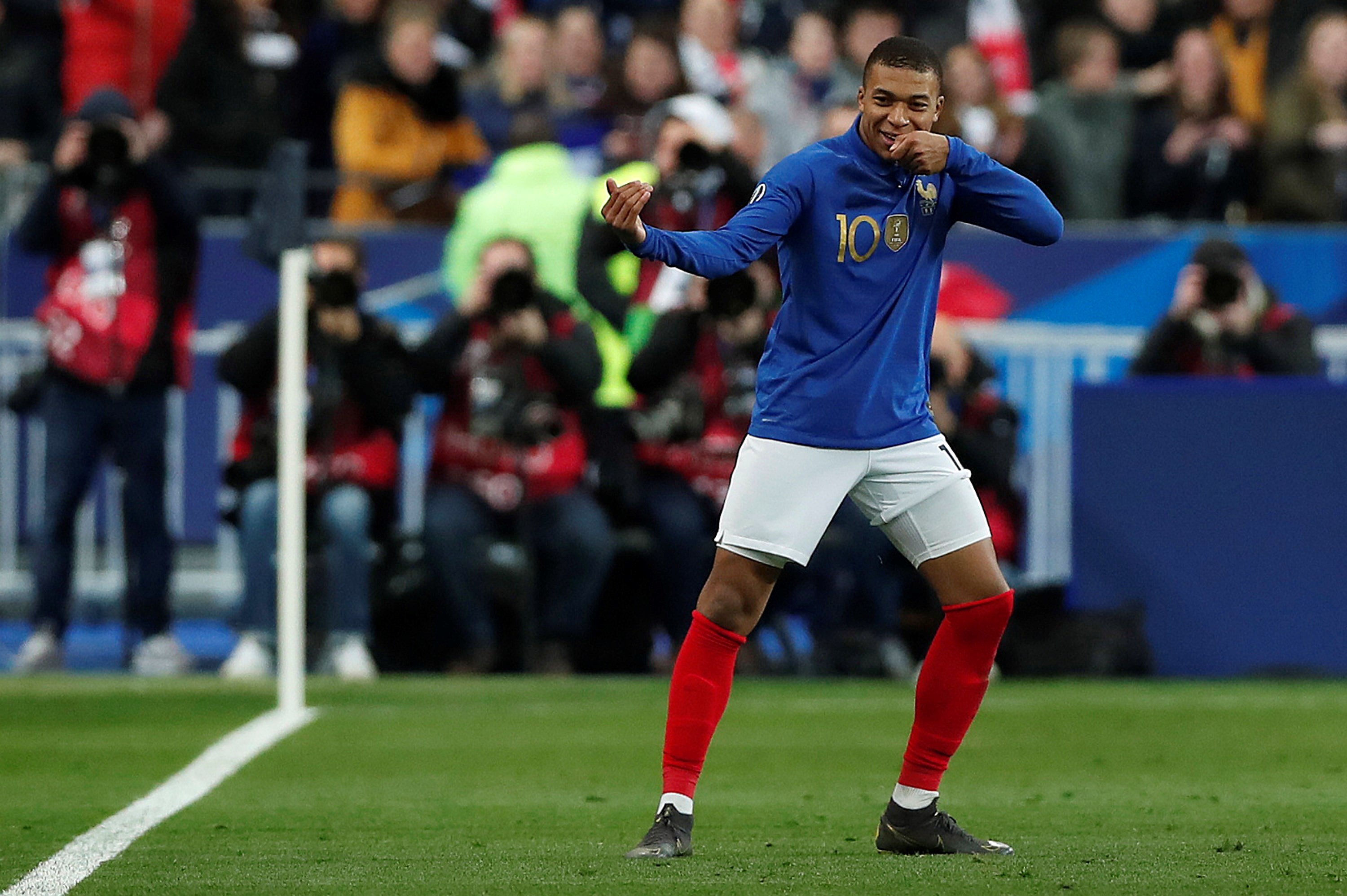 Revista France Football revela la “operación Mbappé” del Real Madrid para fichar al delantero