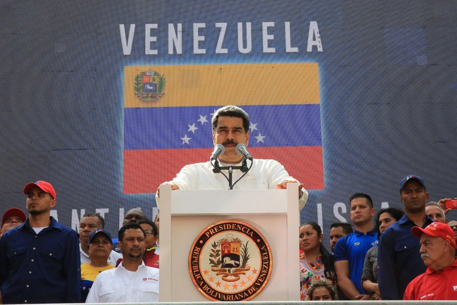 El chiste del día: La falla eléctrica fue producto de un “ataque electromagnético”, dijo Maduro (Video)