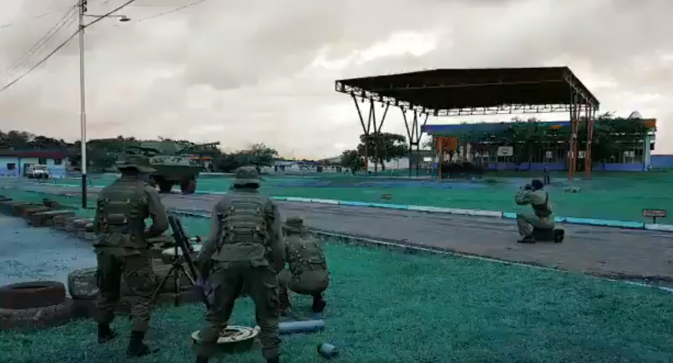 ¡Ups! Filtran VIDEO de una práctica donde la explosión de un mortero hirió a un soldado de la patria