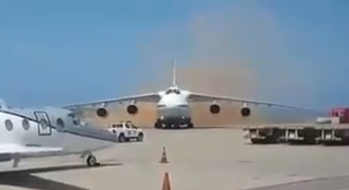EN VIDEO: Así fue la llegada de los aviones rusos a Maiquetía