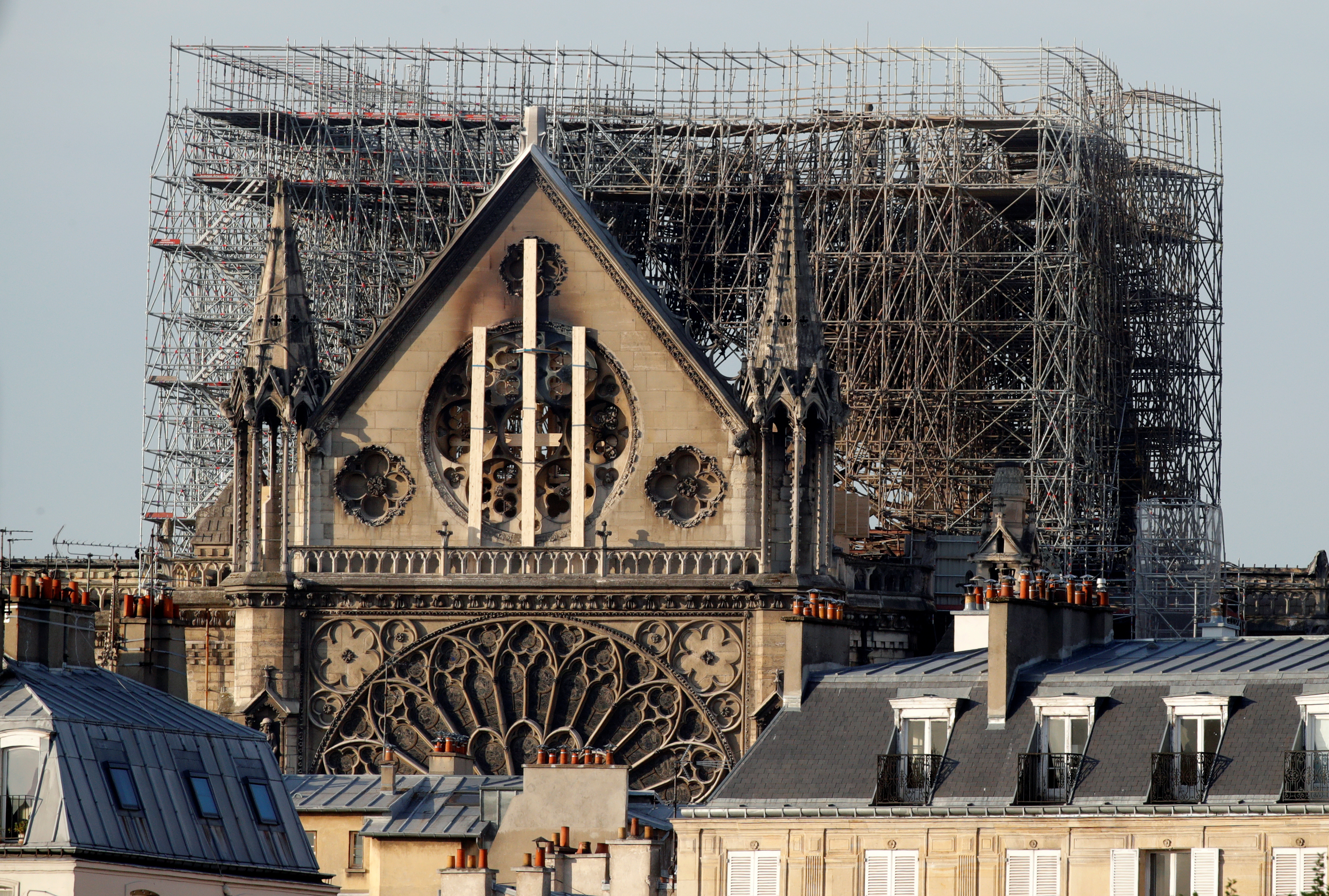 Cámara instalada en campanario de Notre Dame podría revelar claves sobre incendio