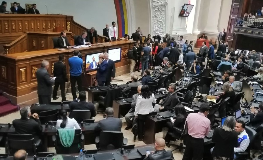 AN aprueba proyecto de acuerdo para el desarme de civiles en Venezuela (Documento)
