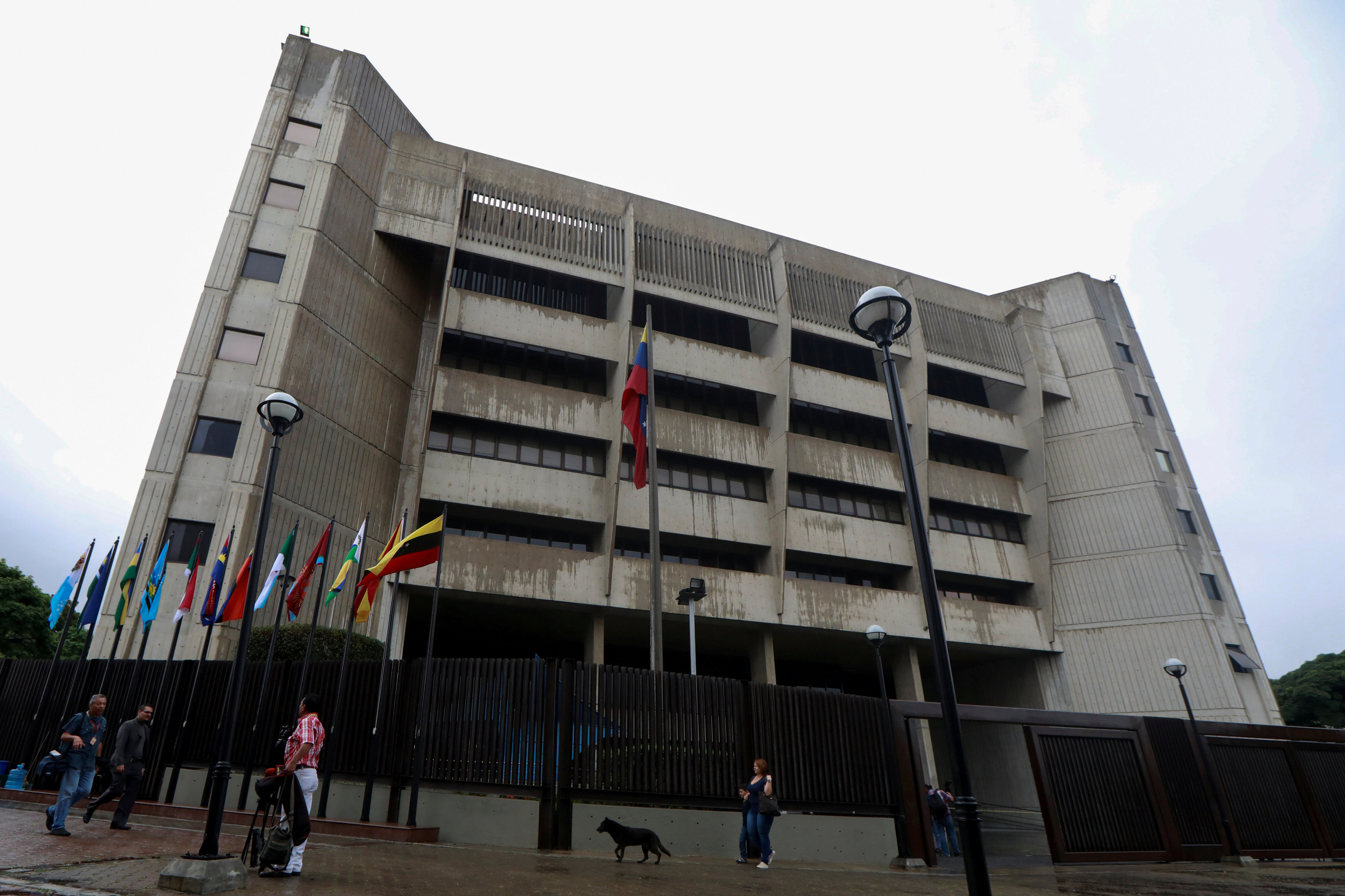 TSJ venezolano: Una fábrica de sentencias contra el parlamento